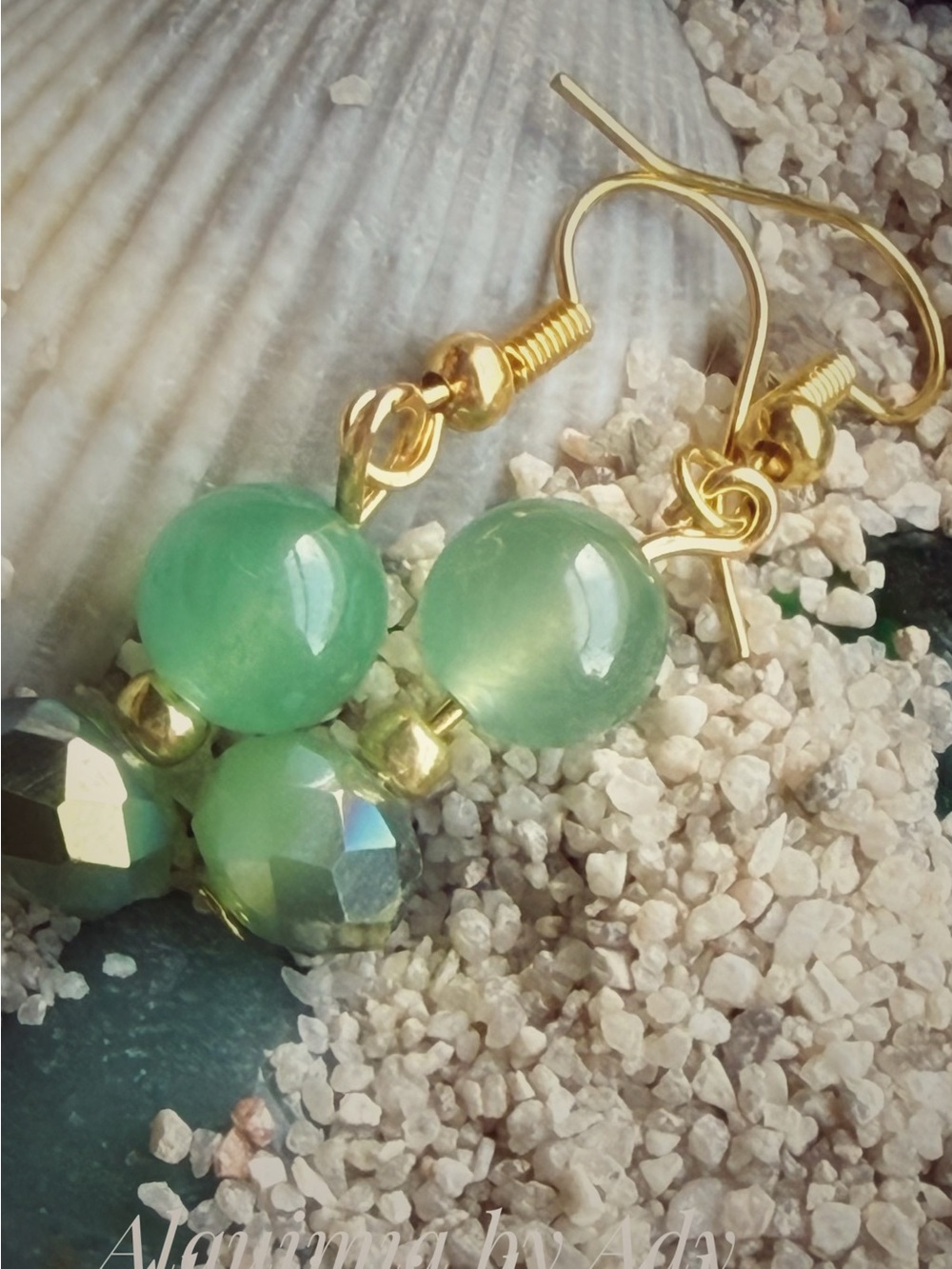 Bohemian green aventurine gold dangle earrings - Picture 2 of 2